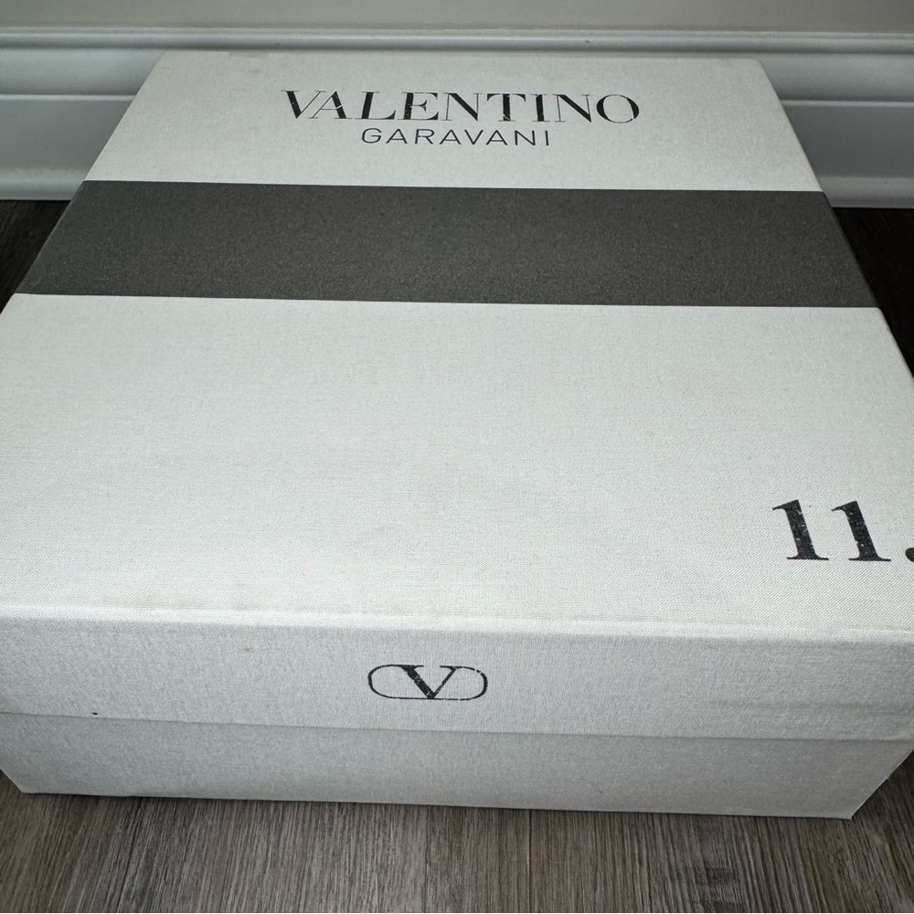 Valentino Garavani Limited Edition Rockstud Platform White Red Leather Sneakers - Picture 14 of 15